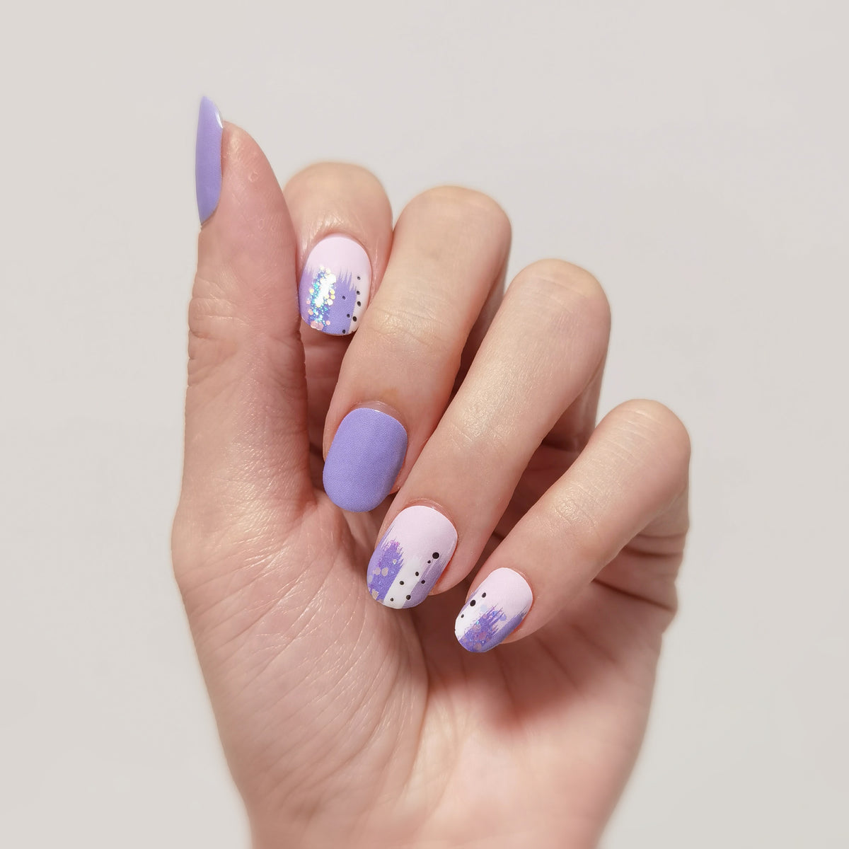 Floral Lilac Nail Art That Blushes in Light
