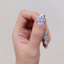 Load image into Gallery viewer, Buy Everglade Garden Premium Designer Nail Polish Wraps & Semicured Gel Nail Stickers at the lowest price in Singapore from NAILWRAP.CO. Worldwide Shipping. Achieve instant designer nail art manicure in under 10 minutes - perfect for bridal, wedding and special occasion.