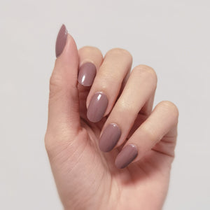 Buy Coffee Brown (Solid) Premium Designer Nail Polish Wraps & Semicured Gel Nail Stickers at the lowest price in Singapore from NAILWRAP.CO. Worldwide Shipping. Achieve instant designer nail art manicure in under 10 minutes - perfect for bridal, wedding and special occasion.