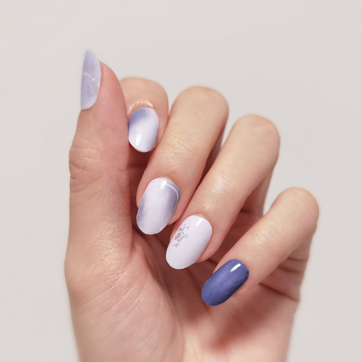 Buy Kianna Mist Premium Designer Nail Polish Wraps & Semicured Gel Nail Stickers at the lowest price in Singapore from NAILWRAP.CO. Worldwide Shipping. Achieve instant designer nail art manicure in under 10 minutes - perfect for bridal, wedding and special occasion.