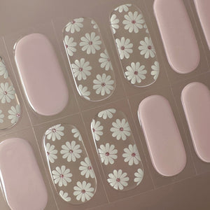 Buy Captivating Daisy (Semi-Cured Gel) Premium Designer Nail Polish Wraps & Semicured Gel Nail Stickers at the lowest price in Singapore from NAILWRAP.CO. Worldwide Shipping. Achieve instant designer nail art manicure in under 10 minutes - perfect for bridal, wedding and special occasion.