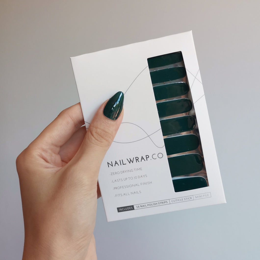 Buy Darkest Forest (Solid) Premium Designer Nail Polish Wraps & Semicured Gel Nail Stickers at the lowest price in Singapore from NAILWRAP.CO. Worldwide Shipping. Achieve instant designer nail art manicure in under 10 minutes - perfect for bridal, wedding and special occasion.