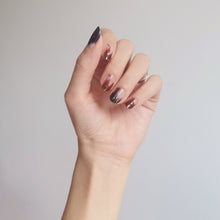 Load image into Gallery viewer, Buy Gradient Smudge Premium Designer Nail Polish Wraps &amp; Semicured Gel Nail Stickers at the lowest price in Singapore from NAILWRAP.CO. Worldwide Shipping. Achieve instant designer nail art manicure in under 10 minutes - perfect for bridal, wedding and special occasion.
