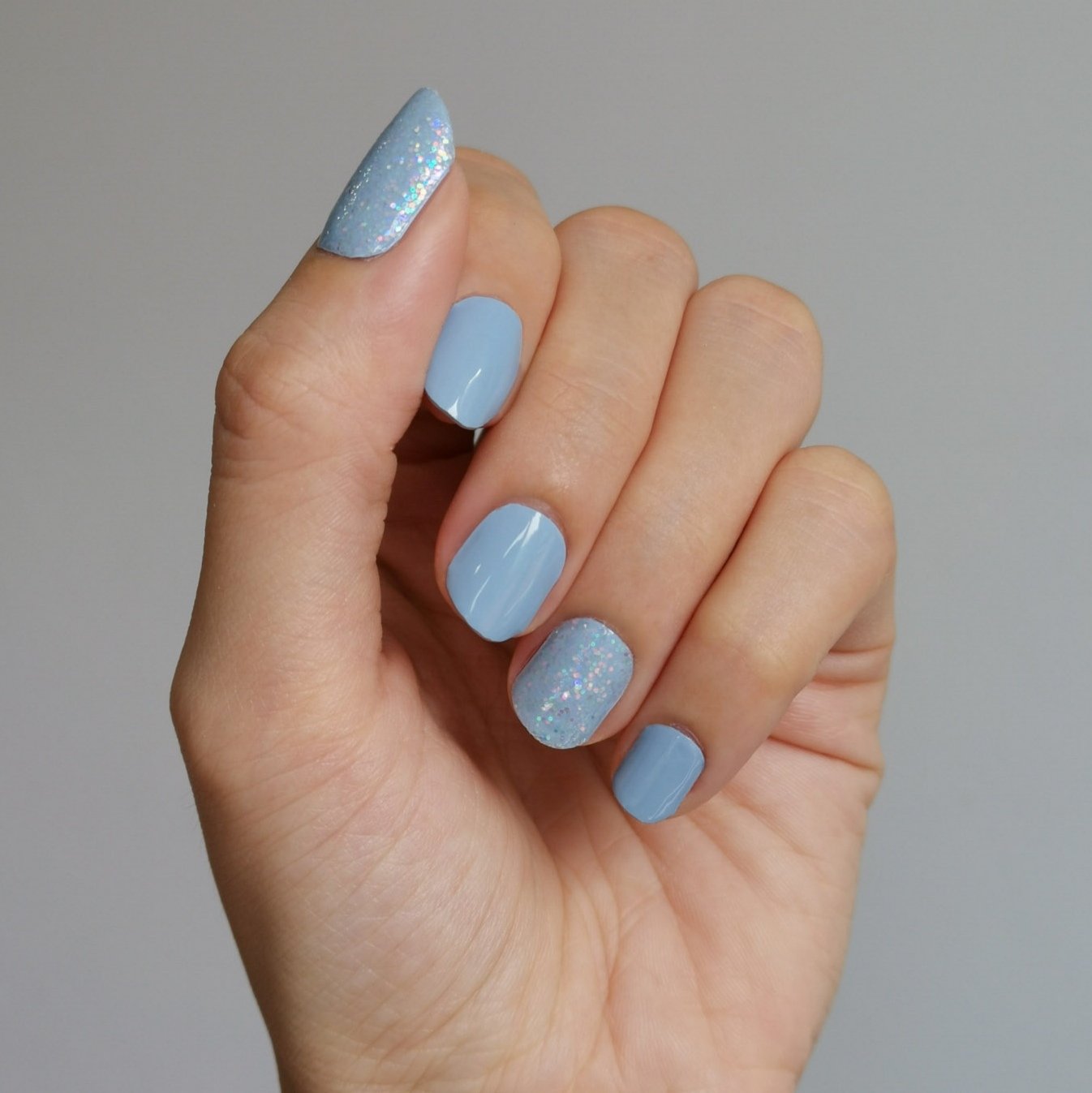 FAIRY DUST: Multidimensional Glitter Sparkle Almond Nails | Lavaa Beauty