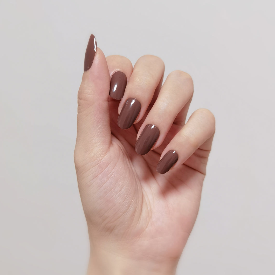 Buy Chocolate Truffle (Solid) Premium Designer Nail Polish Wraps & Semicured Gel Nail Stickers at the lowest price in Singapore from NAILWRAP.CO. Worldwide Shipping. Achieve instant designer nail art manicure in under 10 minutes - perfect for bridal, wedding and special occasion.