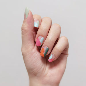 Buy Parrot Paradise Premium Designer Nail Polish Wraps & Semicured Gel Nail Stickers at the lowest price in Singapore from NAILWRAP.CO. Worldwide Shipping. Achieve instant designer nail art manicure in under 10 minutes - perfect for bridal, wedding and special occasion.