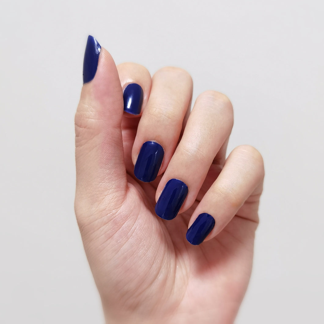 Dark Blue Winter Nail Designs in 2024: Arctic Chicness! 🌨️💙 in 2024 | Dark  blue nails, Blue nails, Nail art