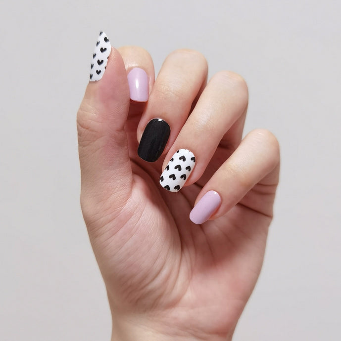 Buy Heart's Content 🖤 Premium Designer Nail Polish Wraps & Semicured Gel Nail Stickers at the lowest price in Singapore from NAILWRAP.CO. Worldwide Shipping. Achieve instant designer nail art manicure in under 10 minutes - perfect for bridal, wedding and special occasion.