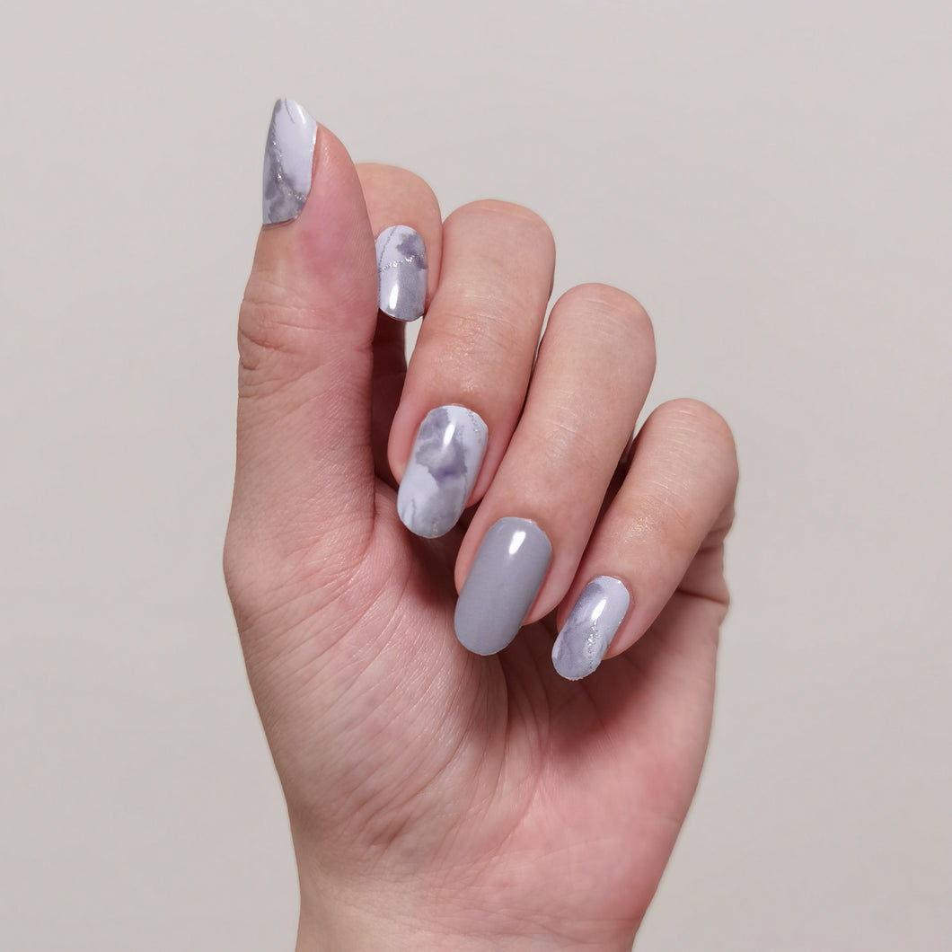 NowTrending: 3D French mosaic nails by Bruna Chagas – Scratch