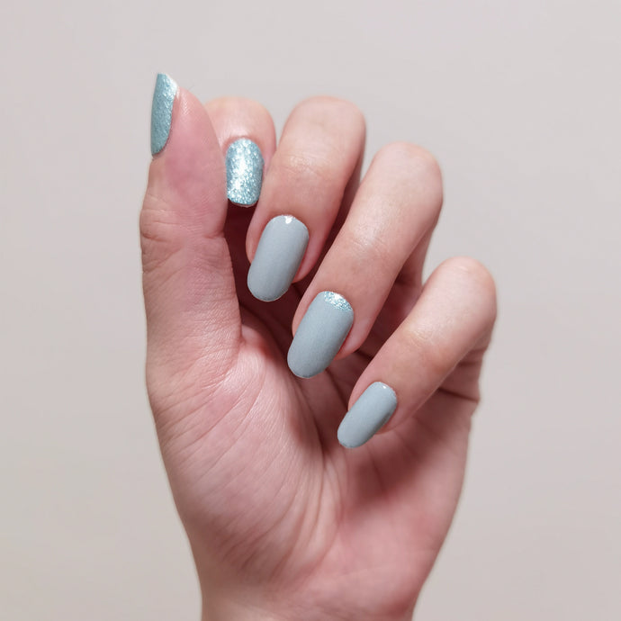 Buy Empower Mint Premium Designer Nail Polish Wraps & Semicured Gel Nail Stickers at the lowest price in Singapore from NAILWRAP.CO. Worldwide Shipping. Achieve instant designer nail art manicure in under 10 minutes - perfect for bridal, wedding and special occasion.