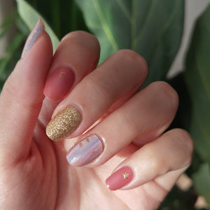 Buy Bysha Moon & Stars Premium Designer Nail Polish Wraps & Semicured Gel Nail Stickers at the lowest price in Singapore from NAILWRAP.CO. Worldwide Shipping. Achieve instant designer nail art manicure in under 10 minutes - perfect for bridal, wedding and special occasion.