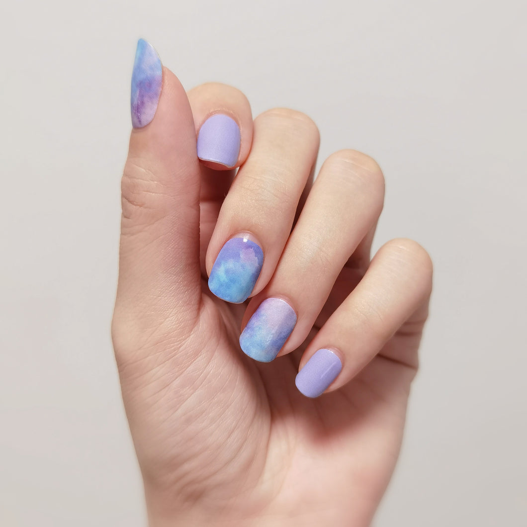 Buy Delora Cloudscape Premium Designer Nail Polish Wraps & Semicured Gel Nail Stickers at the lowest price in Singapore from NAILWRAP.CO. Worldwide Shipping. Achieve instant designer nail art manicure in under 10 minutes - perfect for bridal, wedding and special occasion.