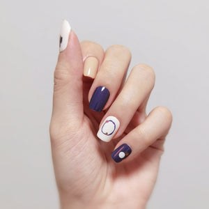 Buy Yareli Mod Chic Premium Designer Nail Polish Wraps & Semicured Gel Nail Stickers at the lowest price in Singapore from NAILWRAP.CO. Worldwide Shipping. Achieve instant designer nail art manicure in under 10 minutes - perfect for bridal, wedding and special occasion.