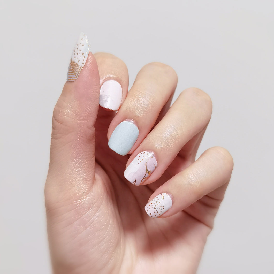 Buy Nelle Watercolor Abstract Premium Designer Nail Polish Wraps & Semicured Gel Nail Stickers at the lowest price in Singapore from NAILWRAP.CO. Worldwide Shipping. Achieve instant designer nail art manicure in under 10 minutes - perfect for bridal, wedding and special occasion.
