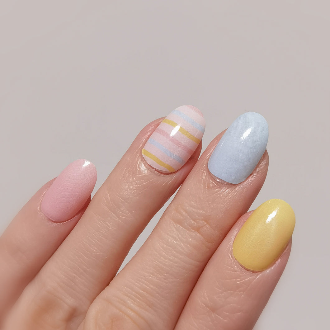 Buy Phillia Pastel Stripes Premium Designer Nail Polish Wraps & Semicured Gel Nail Stickers at the lowest price in Singapore from NAILWRAP.CO. Worldwide Shipping. Achieve instant designer nail art manicure in under 10 minutes - perfect for bridal, wedding and special occasion.